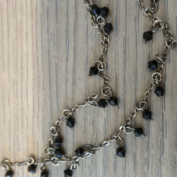 Beautiful vampy Y2K Danity minimalist choker with matching beads dangle earrings - Picture 3 of 3